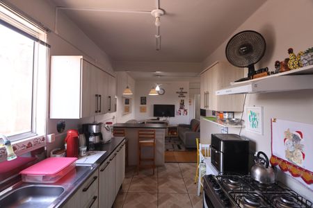 Casa à venda com 90m², 2 quartos e 2 vagasCozinha 1