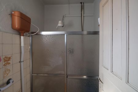 Casa à venda com 90m², 2 quartos e 2 vagasBanheiro 2