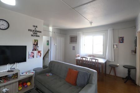 Casa à venda com 90m², 2 quartos e 2 vagasSala 2