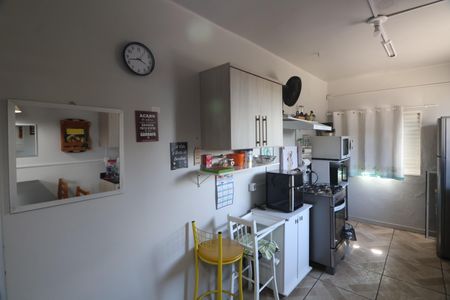Casa à venda com 90m², 2 quartos e 2 vagasCozinha 1