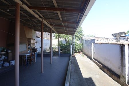 Casa à venda com 90m², 2 quartos e 2 vagasÁrea externa