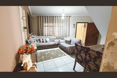 Casa à venda com 110m², 2 quartos e 2 vagasSala