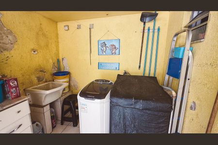 Casa à venda com 110m², 2 quartos e 2 vagasÁrea de Serviço