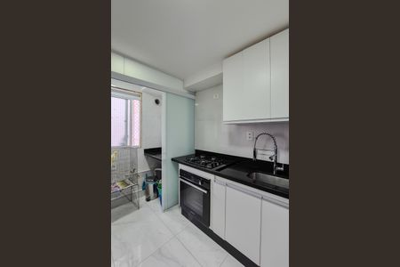 Apartamento à venda com 53m², 2 quartos e 1 vaga Apartamento à venda com 53m², 2 quartos e 1 vagaCozinha e Área de Serviço