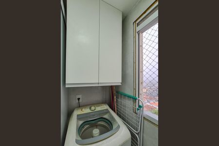 Apartamento à venda com 53m², 2 quartos e 1 vaga Apartamento à venda com 53m², 2 quartos e 1 vagaCozinha e Área de Serviço