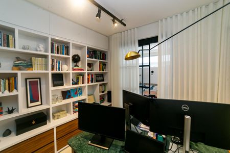 Escritório de apartamento à venda com 3 quartos, 130m² em São Lucas, Belo Horizonte