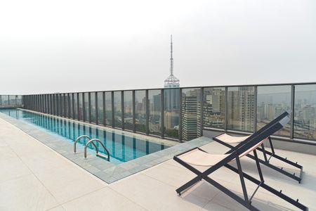 Studio à venda com 22m², 1 quarto e sem vagaÁrea comum - Piscina