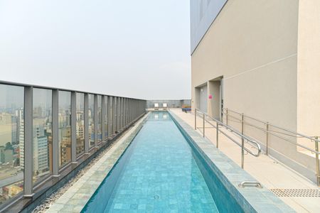 Studio à venda com 22m², 1 quarto e sem vaga Studio à venda com 22m², 1 quarto e sem vagaÁrea comum - Piscina