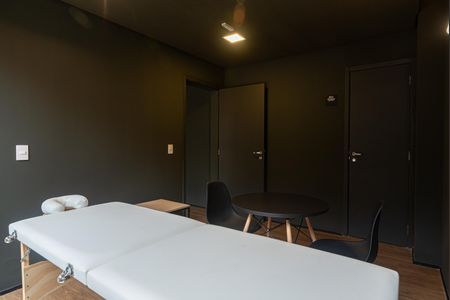 Studio à venda com 22m², 1 quarto e sem vaga Studio à venda com 22m², 1 quarto e sem vagaÁrea comum - Sala de massagem
