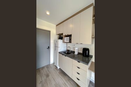 Studio à venda com 27m², 1 quarto e sem vaga Studio à venda com 27m², 1 quarto e sem vagaCozinha