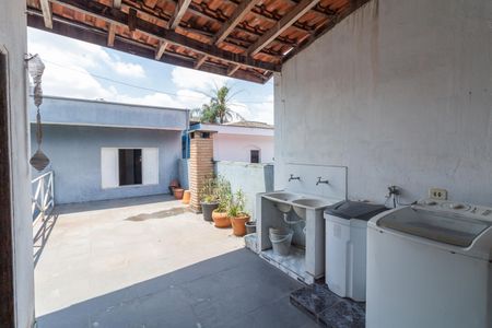 Casa à venda com 175m², 3 quartos e 3 vagas Casa à venda com 175m², 3 quartos e 3 vagasÁrea de Serviço