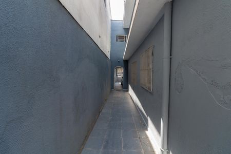 Casa à venda com 175m², 3 quartos e 3 vagas Casa à venda com 175m², 3 quartos e 3 vagasCorredor