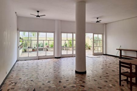 Apartamento à venda com 134m², 3 quartos e sem vagaÁrea comum