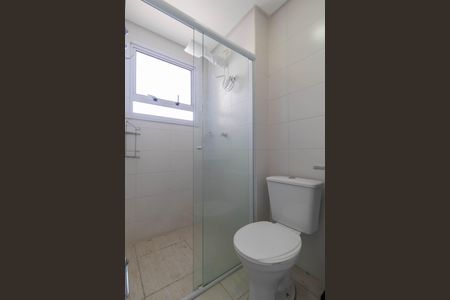 Apartamento para alugar com 58m², 2 quartos e 1 vaga Apartamento para alugar com 58m², 2 quartos e 1 vagaBanheiro da Suíte 01