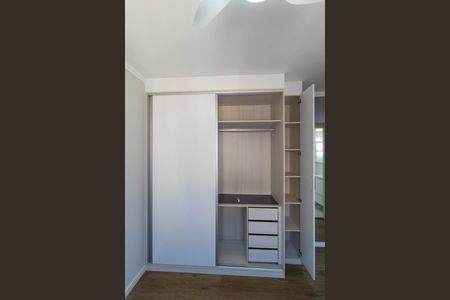 Apartamento para alugar com 58m², 2 quartos e 1 vaga Apartamento para alugar com 58m², 2 quartos e 1 vagaSuíte 02 - Armário