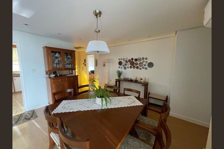 Casa à venda com 300m², 3 quartos e 2 vagas