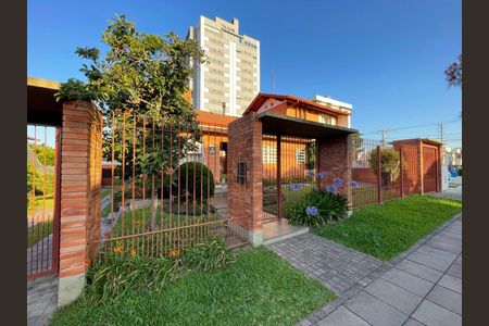 Casa à venda com 300m², 3 quartos e 2 vagas