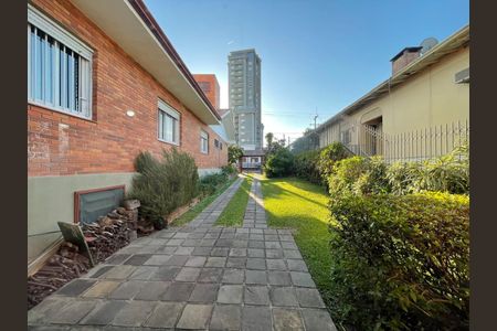 Casa à venda com 300m², 3 quartos e 2 vagas