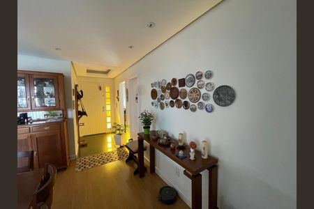 Casa à venda com 300m², 3 quartos e 2 vagas