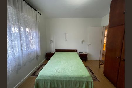 Casa à venda com 300m², 3 quartos e 2 vagas