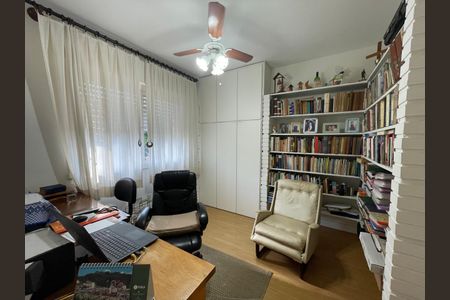 Casa à venda com 300m², 3 quartos e 2 vagas