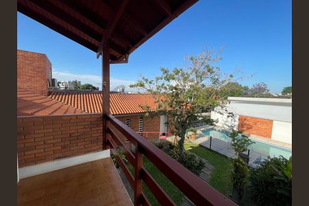 Casa à venda com 300m², 3 quartos e 2 vagas