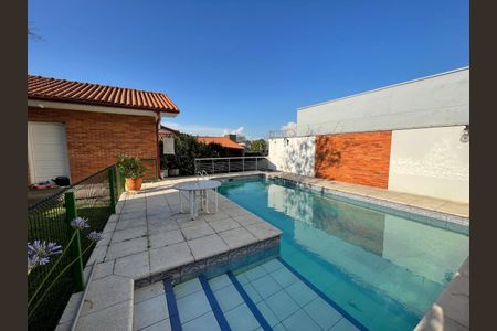 Casa à venda com 300m², 3 quartos e 2 vagas