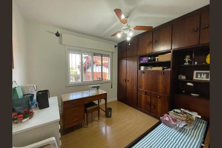 Casa à venda com 300m², 3 quartos e 2 vagas