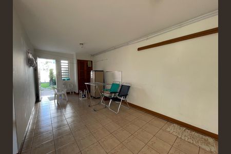 Casa à venda com 300m², 3 quartos e 2 vagas