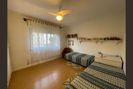 Casa à venda com 300m², 3 quartos e 2 vagas