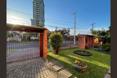 Casa à venda com 300m², 3 quartos e 2 vagas