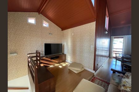 Casa à venda com 300m², 3 quartos e 2 vagas