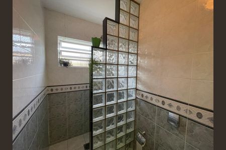 Casa à venda com 300m², 3 quartos e 2 vagas