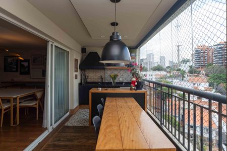 Apartamento à venda com 164m², 3 quartos e 3 vagasVaranda Gourmet