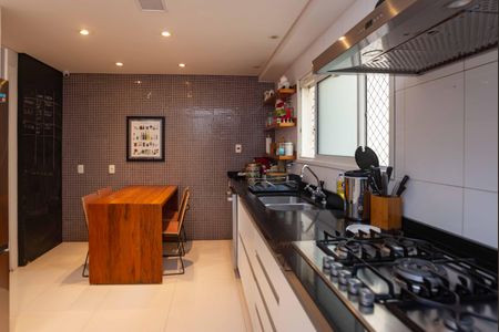 Apartamento à venda com 164m², 3 quartos e 3 vagasCozinha