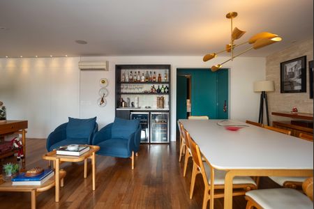 Apartamento à venda com 164m², 3 quartos e 3 vagasSala