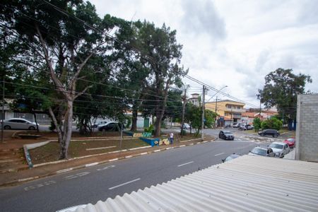 Casa para alugar com 280m², 3 quartos e 3 vagas Casa para alugar com 280m², 3 quartos e 3 vagasVista