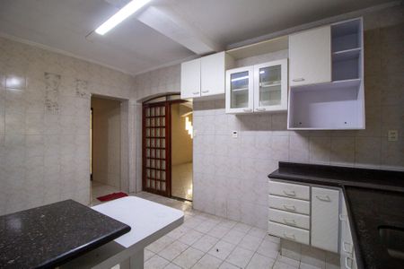 Casa para alugar com 280m², 3 quartos e 3 vagas Casa para alugar com 280m², 3 quartos e 3 vagasCozinha
