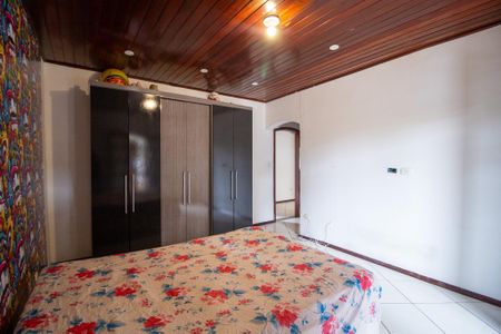 Casa para alugar com 280m², 3 quartos e 3 vagas Casa para alugar com 280m², 3 quartos e 3 vagasQuarto 2