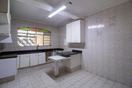 Casa para alugar com 280m², 3 quartos e 3 vagas Casa para alugar com 280m², 3 quartos e 3 vagasCozinha