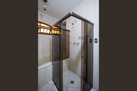 Casa para alugar com 280m², 3 quartos e 3 vagas Casa para alugar com 280m², 3 quartos e 3 vagasBanheiro Social 2