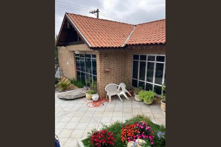 Casa à venda com 350m², 2 quartos e 2 vagasFoto 01