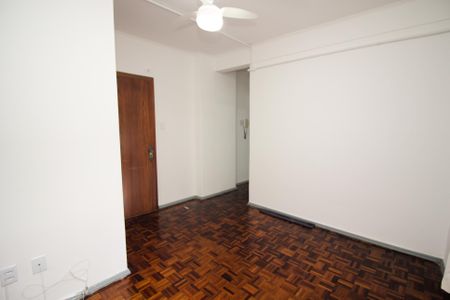 Sala de apartamento para alugar com 1 quarto, 35m² em Farroupilha, Porto Alegre