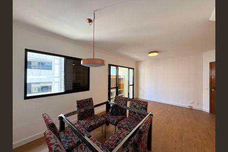 Apartamento para alugar com 100m², 2 quartos e 2 vagasSala 