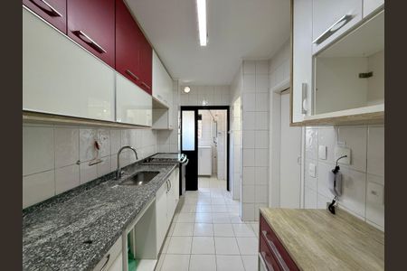 Apartamento para alugar com 100m², 2 quartos e 2 vagasCozinha 