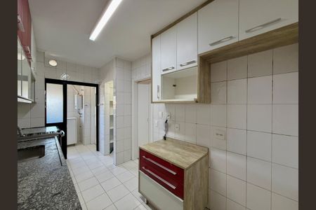 Apartamento para alugar com 100m², 2 quartos e 2 vagasCozinha 