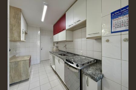 Apartamento para alugar com 100m², 2 quartos e 2 vagasCozinha 