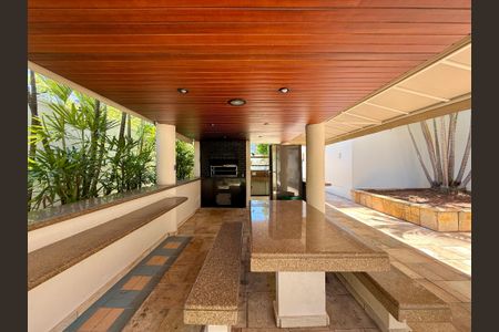 Apartamento para alugar com 100m², 2 quartos e 2 vagasChurrasqueira 