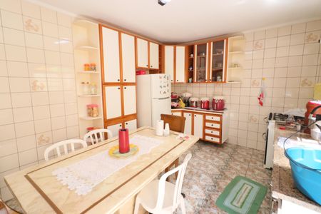 Casa à venda com 300m², 4 quartos e 2 vagasCozinha
