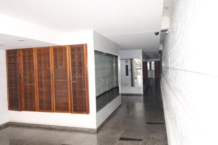 Apartamento à venda com 82m², 2 quartos e 1 vagaPortaria